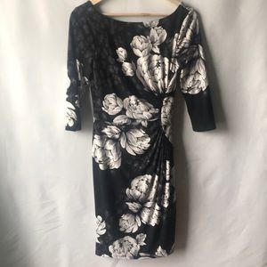 White House black market floral dress size 6